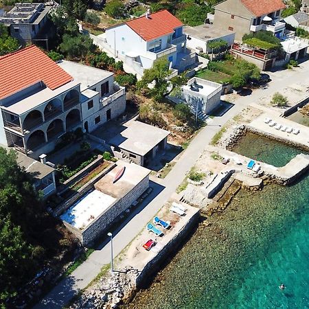 Apartments By The Sea Kneza, Korcula - 9166 Pupnat Esterno foto