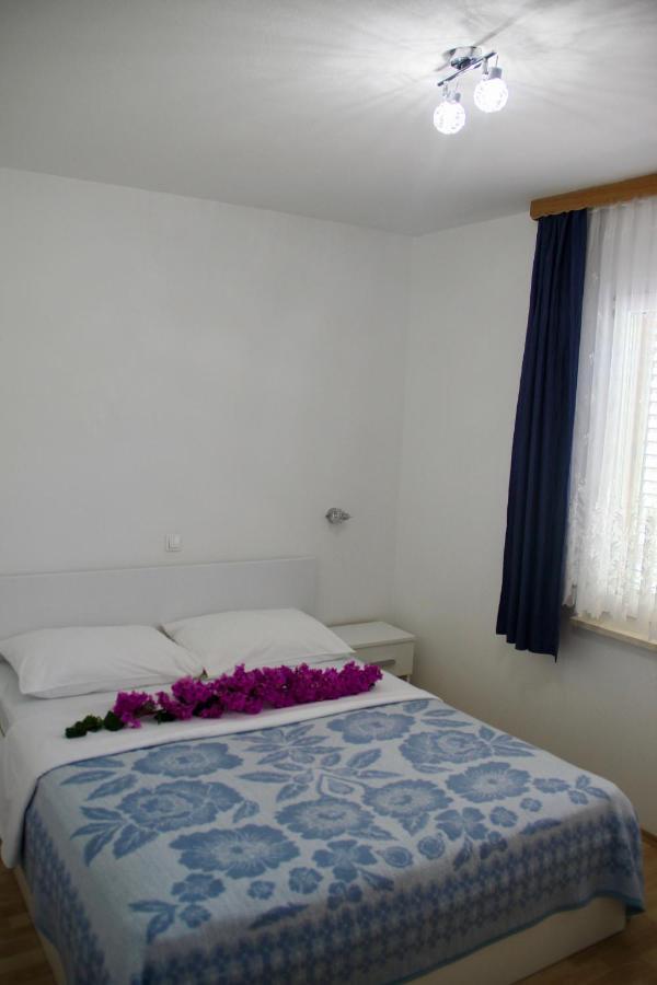 Apartments By The Sea Kneza, Korcula - 9166 Pupnat Esterno foto